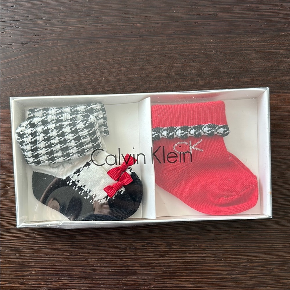 Calvin Klein Kids Socks - Black, White, Red